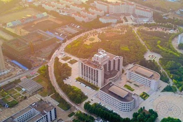 填志愿冲一冲会退档吗