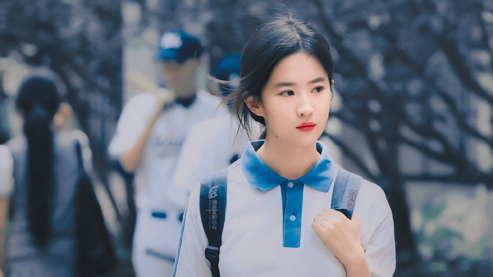 刘亦菲回应花木兰提名奥斯卡，她说了什么？