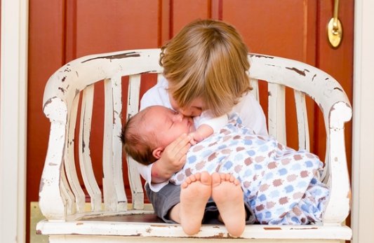 眼科院长提倡从0岁开始防近视，有必要吗？