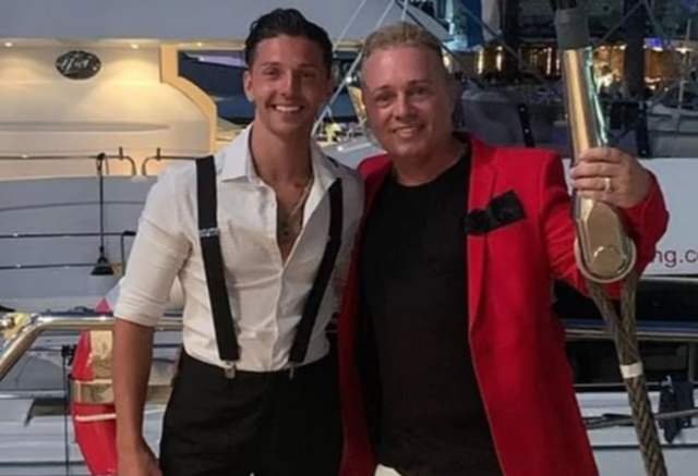 50岁父亲向女儿前男友求婚，什么情况？