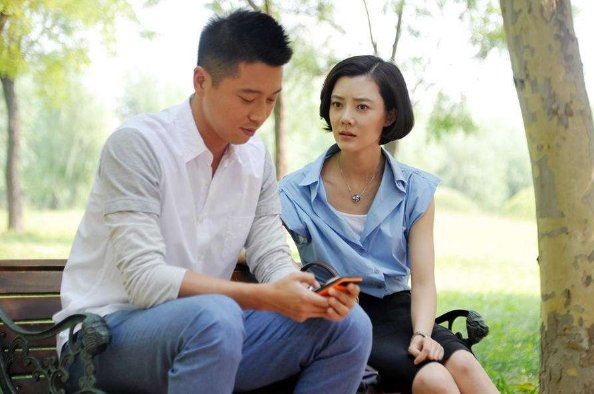 没有物质的感情真的像一盘散沙吗？