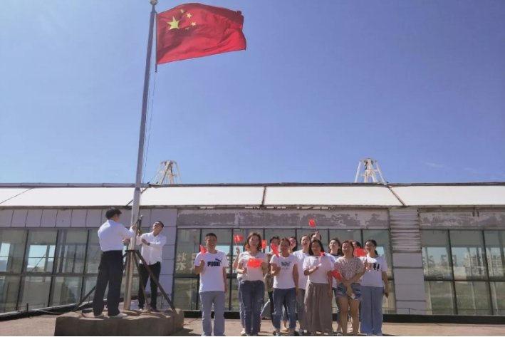 扬我国威的霸气语句