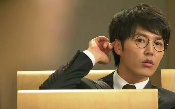 为什么录音中自己的声音会变得很奇怪？