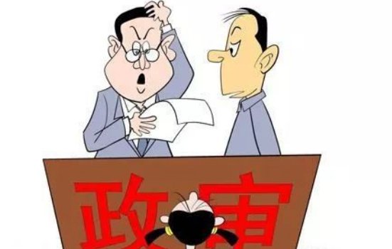 房产过户被要求证明我妈是我妈，辗转多地无法办理手续，最后是如何解决的？