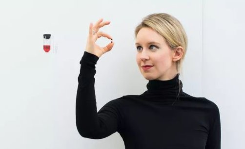 滴血验癌公司创始人将受审，她被指控了哪些罪名？