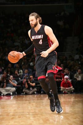 约什·麦克罗伯茨的人物评价