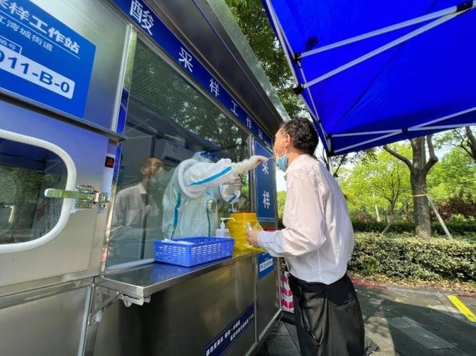 山西要求退还此前返乡学生隔离费用，其费用将会由谁来承担？