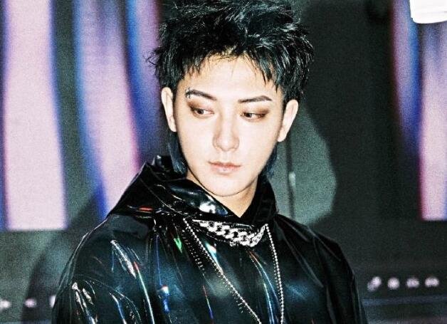 黄子韬粉丝为什么叫小海浪