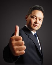 小学校长爱国演讲是谁