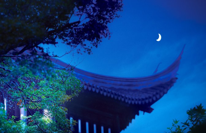 无言独上西楼，月如钩，寂寞梧桐深院锁清秋。剪不断，理还乱，是离愁，别是一番滋味在心头。是什么意思？