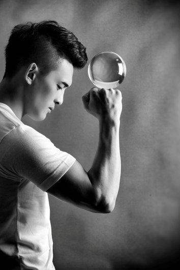 彭伟伦的舞台表现