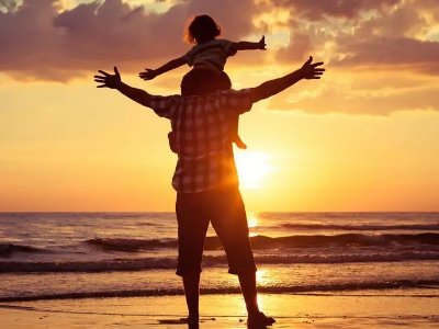 父母让25岁女儿第4次当姐姐，家里兄弟姐妹年龄悬殊大是什么体验呢？