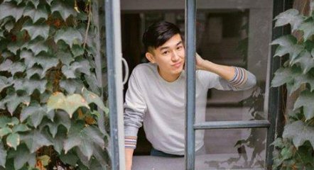 杨旭文个人资料及家庭背景怎么样？