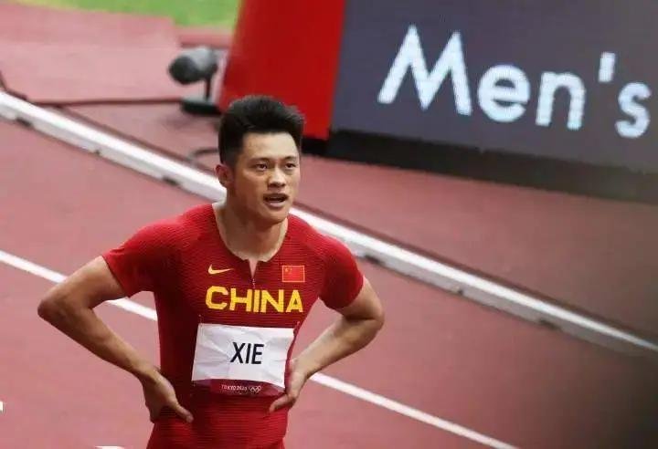 10秒21！浙江一17岁男生校运会百米成绩超过同期苏炳添，这是天赋吗？