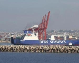 看电视剧中,日本人的国旗为什么写了‘武运长久’?