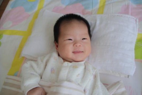 用笑眯眯造句三年级