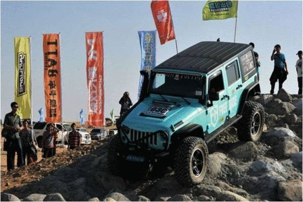 阿拉善英雄会开幕后，为何会瞬间走红？