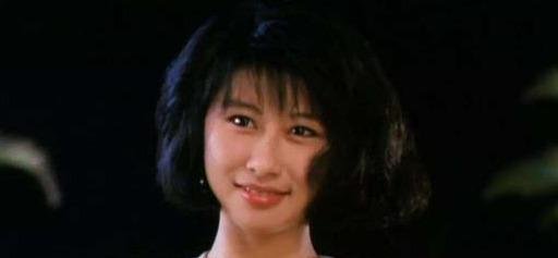 她苦苦爱了23年，站在林青霞身边是否也毫不逊色？