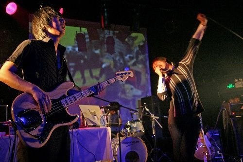 young for you的中文版歌词