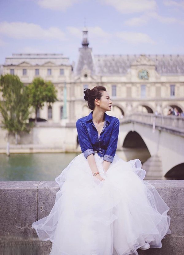 戚薇徐正曦结婚照片是情侣吗 合作完两人并没有断了联系