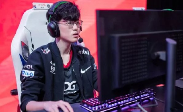 edgjiejie是襄阳的吗