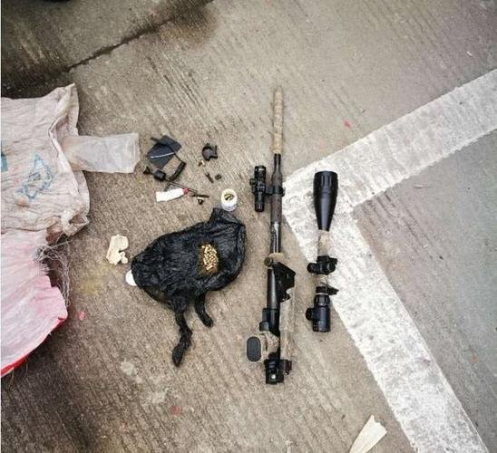 男子在父亲遗物中发现一把长枪,主动上缴派出所,这是一把什么枪?