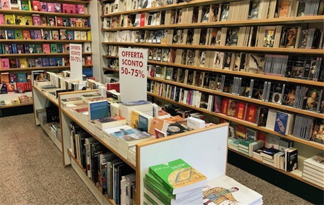 北大女硕士辞去高管职务转行直播卖书,一路走来经历了哪些坎坷?