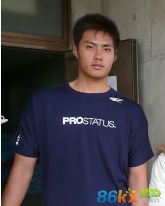 陈伟殷的基本资料