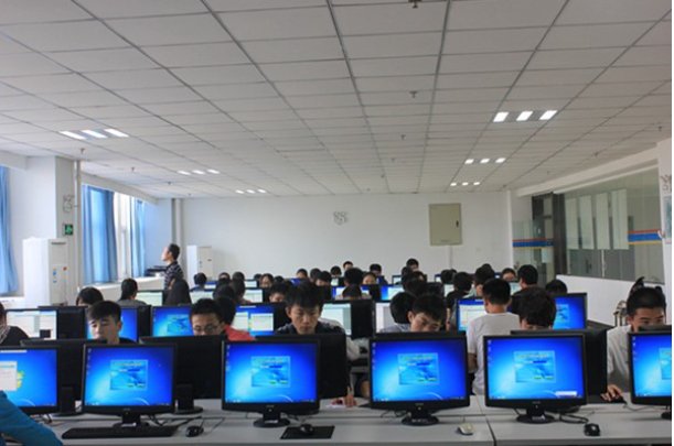 计算机二级考试是用哪个版本的office？