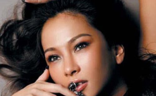 一个人生活歌词是什么意思