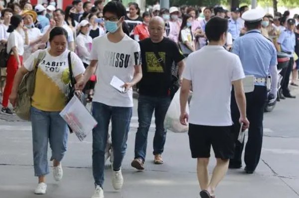 江苏省高考分数线2023年公布时间