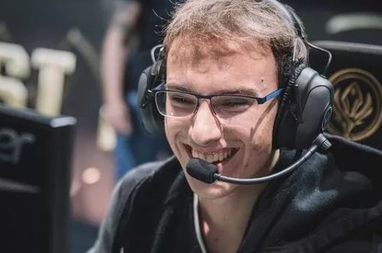 EDG夺冠有G2功劳,EDG老板亲自发文感谢,G2的存在有多重要?