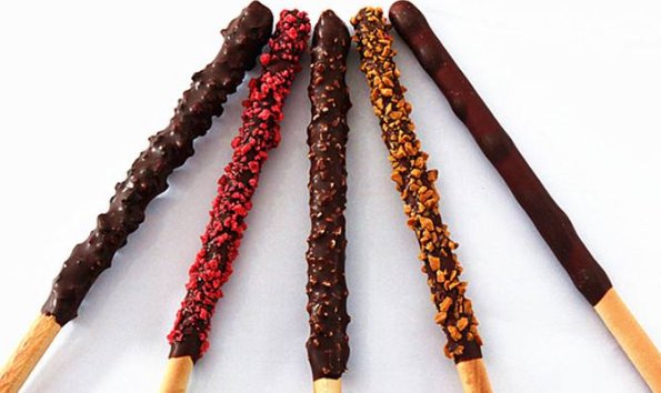 巧克力和西红柿打架谁赢了