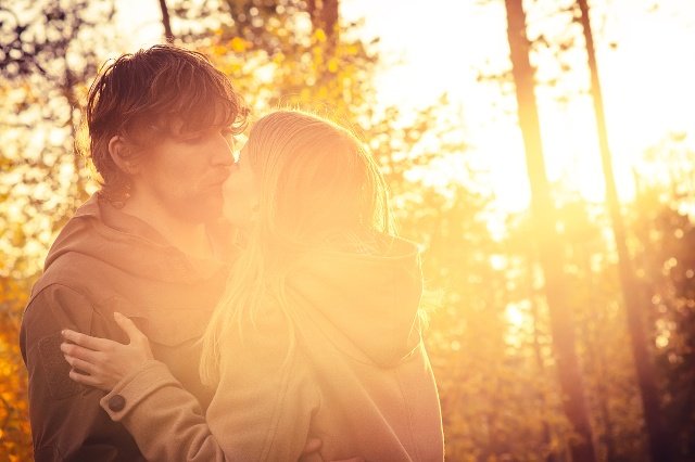 我们为什么不能好好在一起?