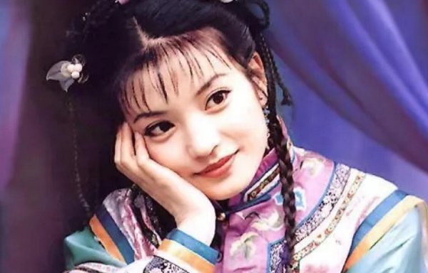 在第一部《还珠格格》中,这些细思极恐的情节,你发现了没有?