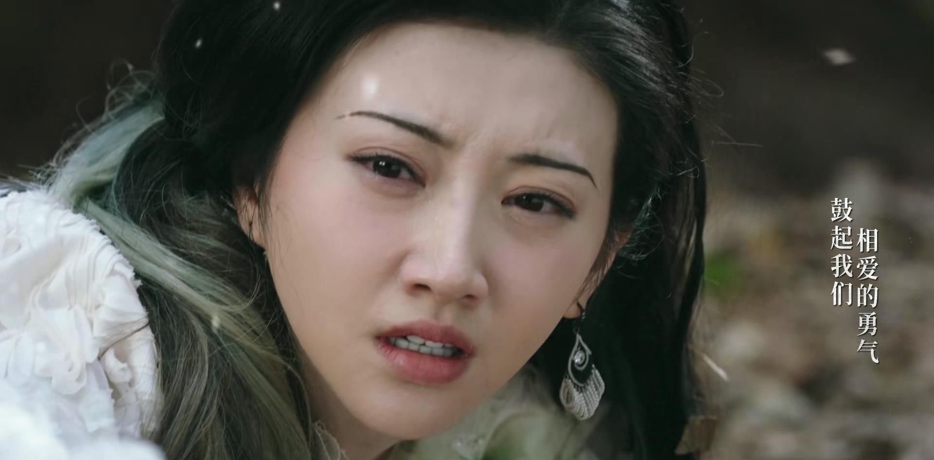 《司藤》中，白英杀了司藤之后为什么又要复活他？