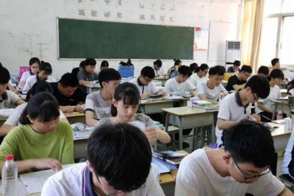 高考最高分数是多少分