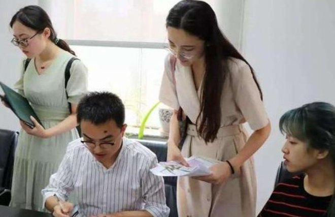 32名研究生放弃入学,这到底怎么回事?