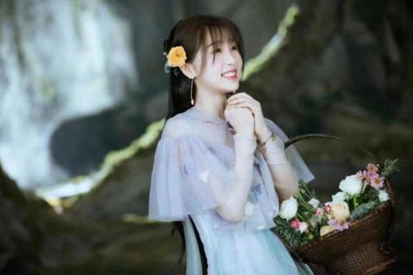 小兰花是谁，在《苍兰诀》中小兰花是什么身份？