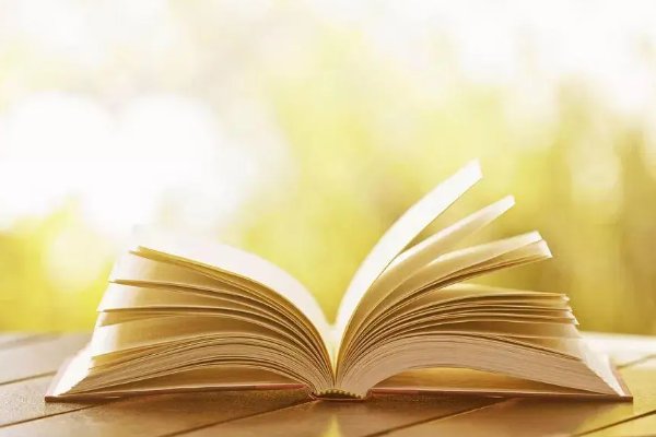 求全责备意思相近