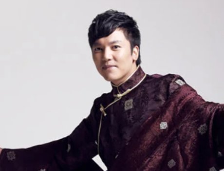 水中月亮歌曲原唱