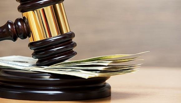 “9岁老赖案”女孩外公发声称多照顾她几年，这个孩子现在生活的如何？