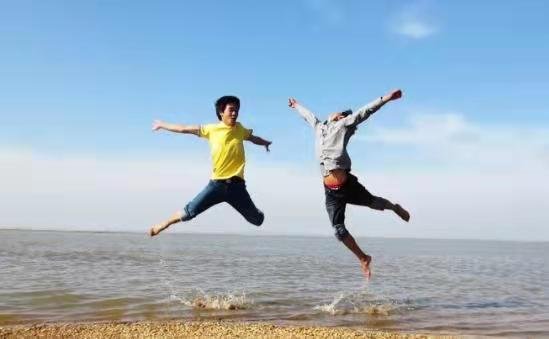 老公经常在朋友面前说我坏话。