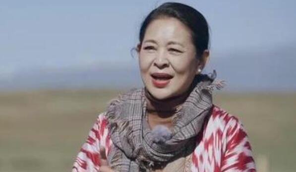 倪萍吐槽4位主持人，她是开玩笑的还是认真的？