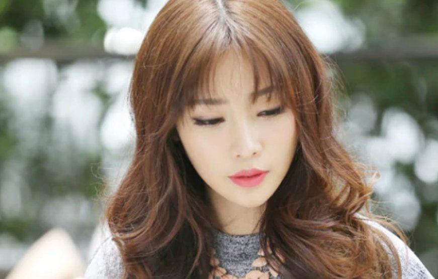 缩写是ly的明星