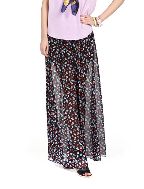 谁知道强心脏120410那集郑素敏穿的那条裙子是哪个牌子的?