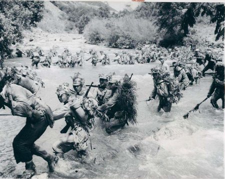 中国远征军军歌的歌词是什么啊？