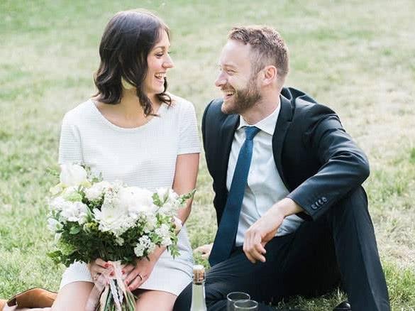 新中国何时实行一夫一妻制