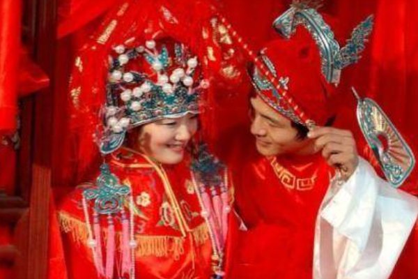 一刻值千金的前一句是什么