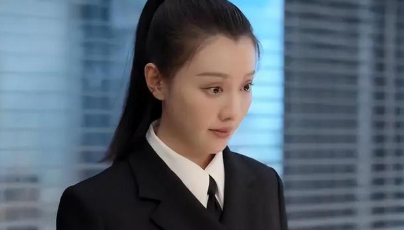 《玫瑰之战》叶勤勤真实身份